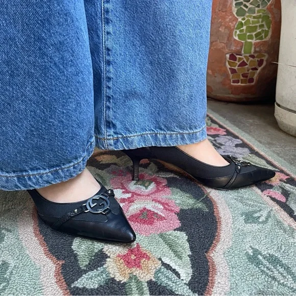 Vintage black/silver Gucci leather/canvas shoes
